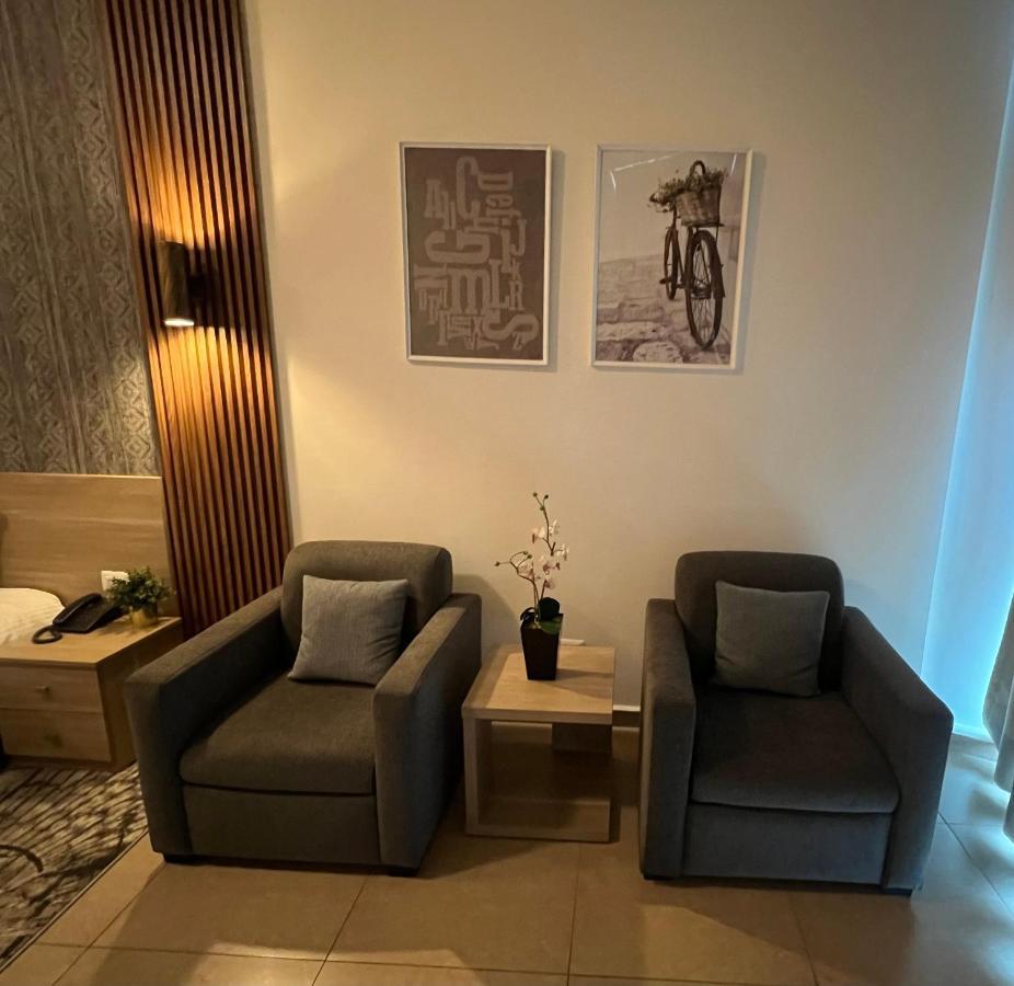 Byblostar Hotel Extérieur photo