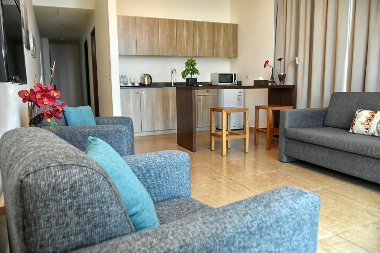 Byblostar Hotel Extérieur photo