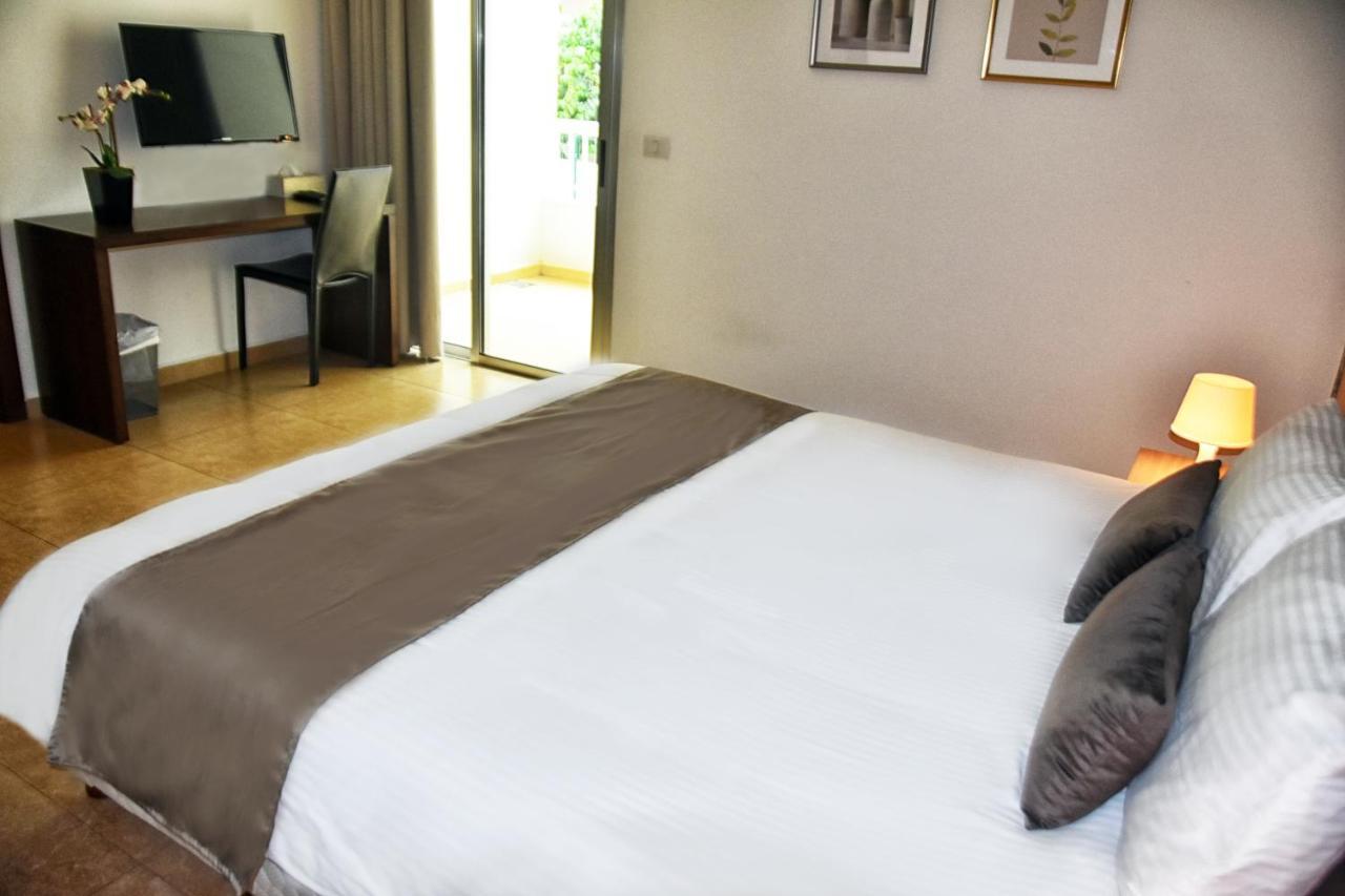 Byblostar Hotel Extérieur photo