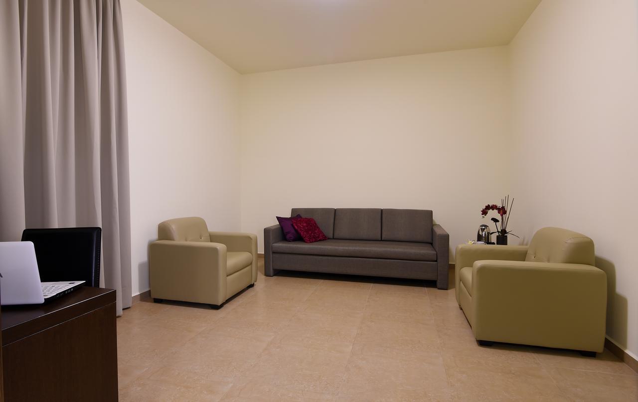 Byblostar Hotel Extérieur photo