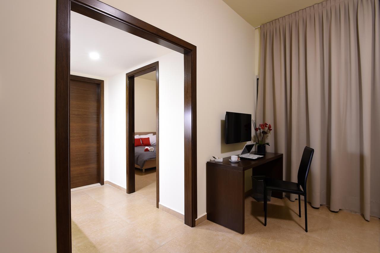 Byblostar Hotel Extérieur photo